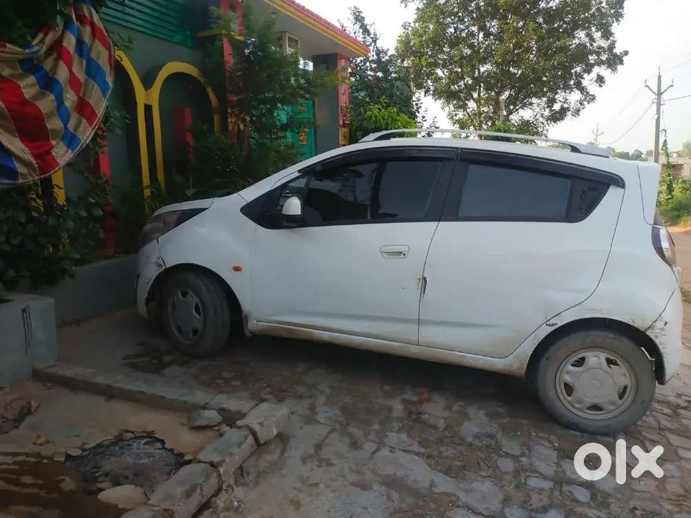 Chevrolet Beat Petrol