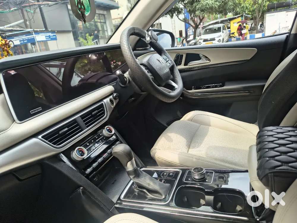 Mahindra Xuv700 2022 Diesel Well Maintained