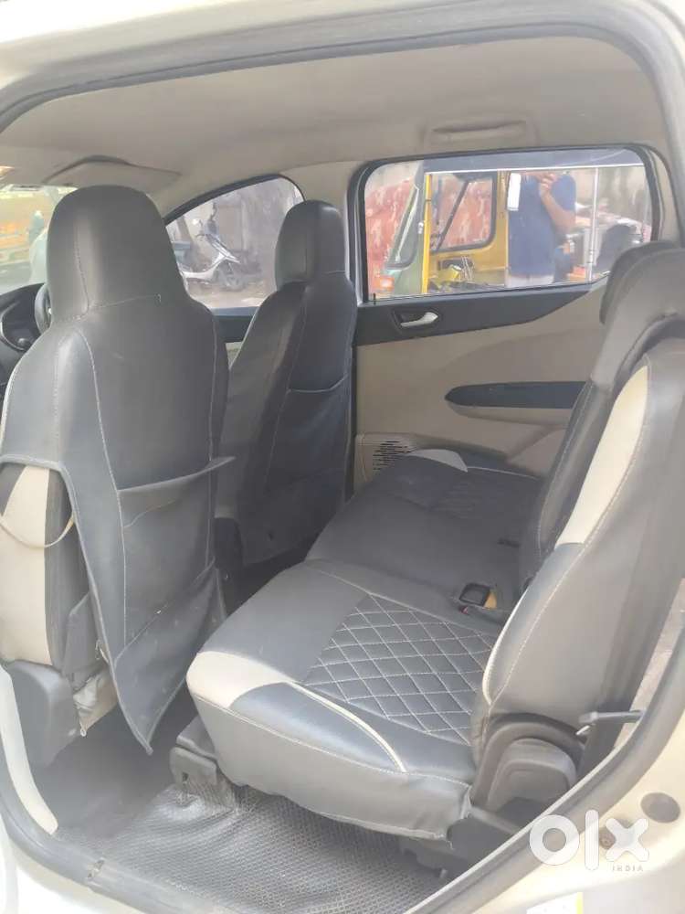 Renault Triber Rxz 2021 Petrol