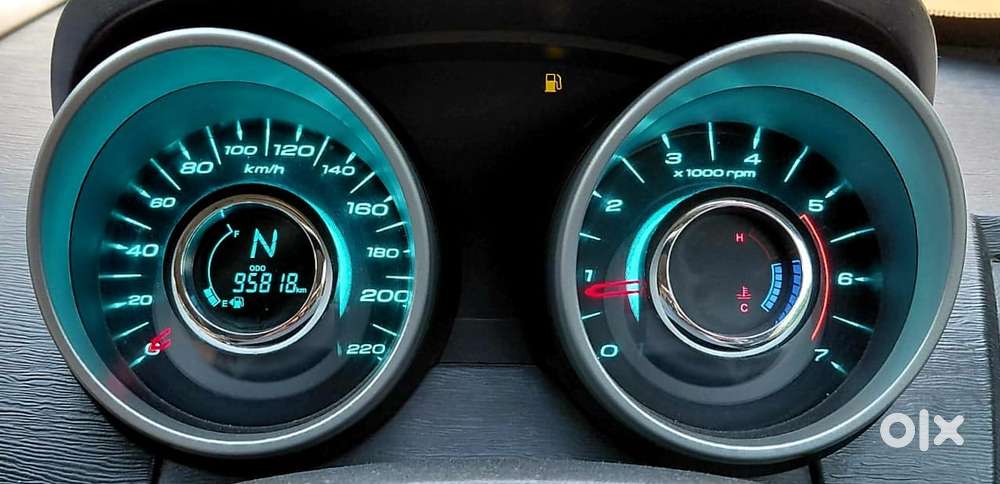 Mahindra Xuv500 2.2 W10, 2016, Diesel