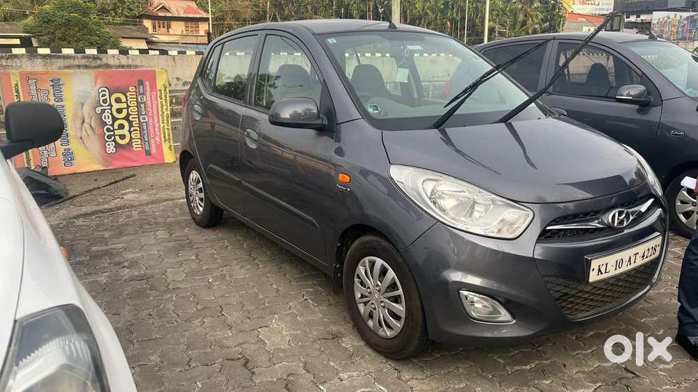 Hyundai I10 2015 Petrol 80000 Km Driven