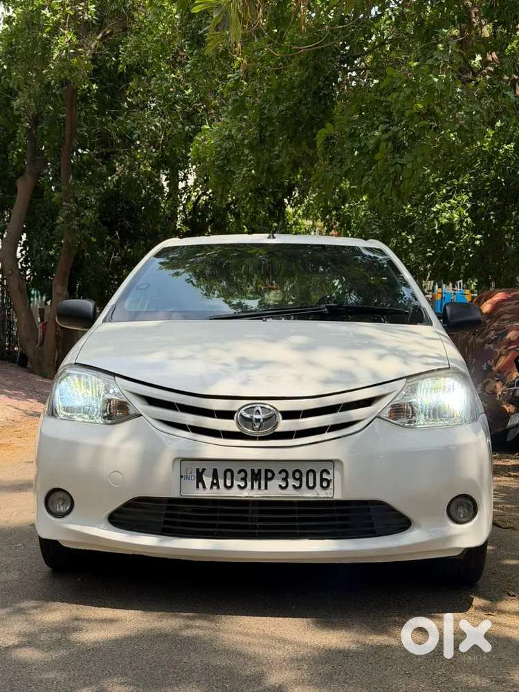 Toyota Etios Liva 2011