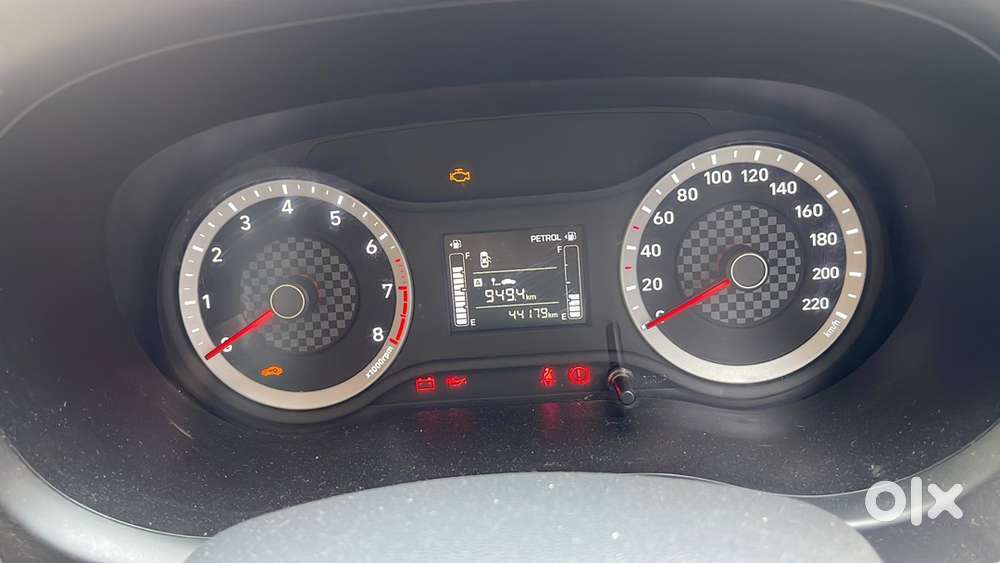 Hyundai Aura 2021 Car Km Driven