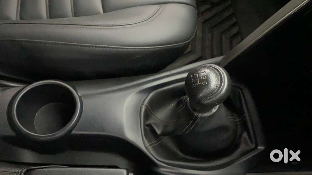 Toyota Innova Crysta 2.7 Gx Mt 8s, 2018, Petrol