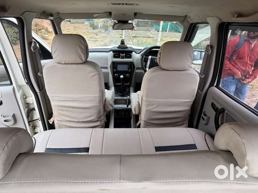 Mahindra Scorpio 2016 Diesel 70000 Km Driven Showroom Condtion