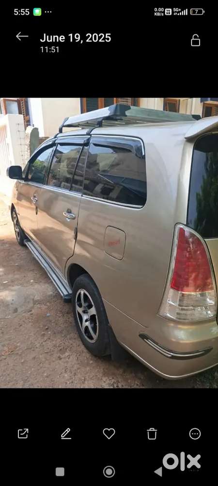 Toyota Innova 2007 V