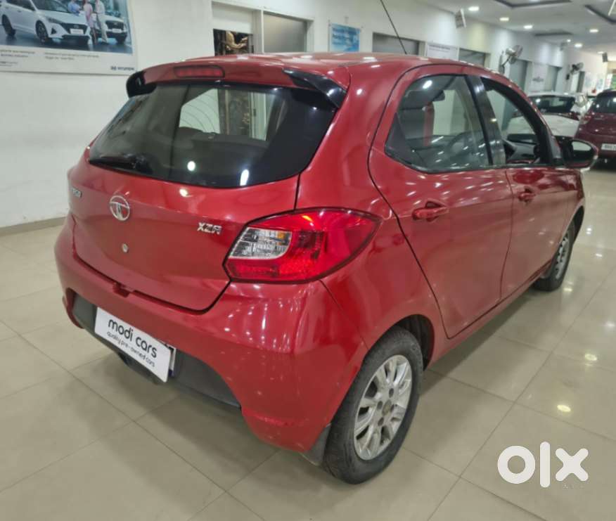 Tata Tiago 1.2 Revotron Xza, 2018, Petrol