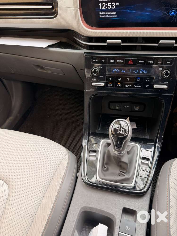 Hyundai Creta King Edition 1.5 Petrol Dual Tone, 2024, Petrol