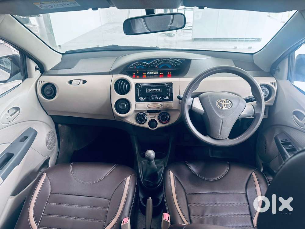 Toyota Etios Liva 1.2 G, 2016, Petrol