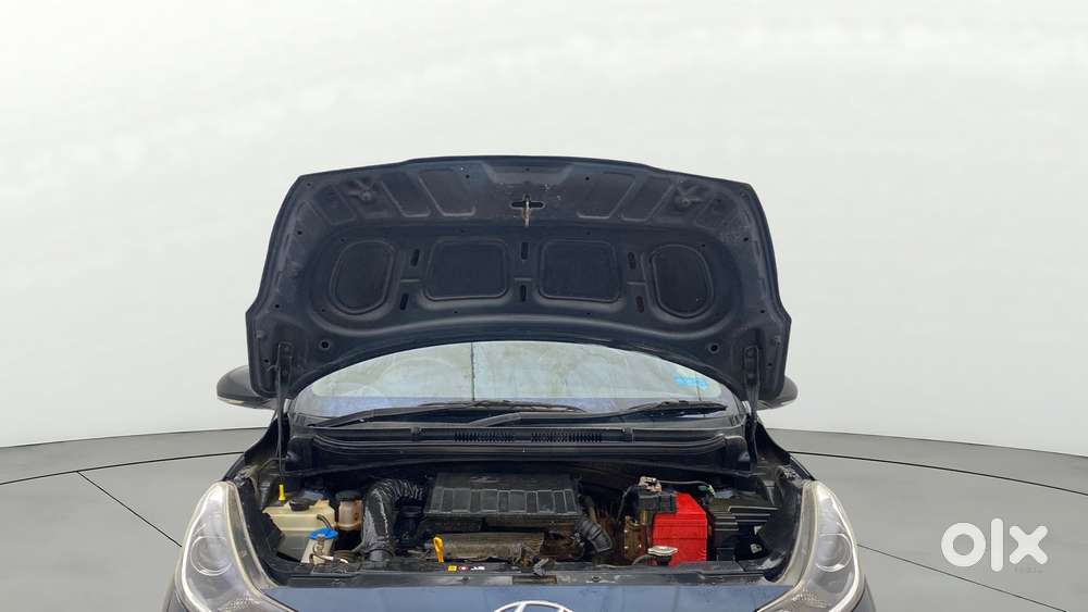 Hyundai Grand I10 Nios Sportz 1.2 Kappa Vtvt Dual Tone, 2019, Petrol