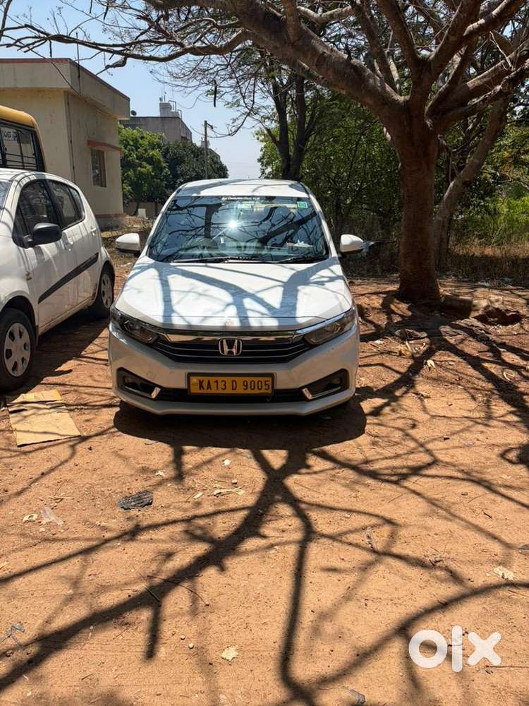 Honda Amaze 2024 Petrol Well Maintained