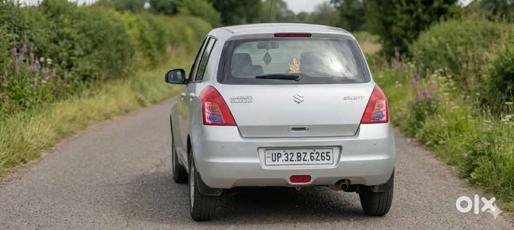 Maruti Suzuki Swift 2006 Petrol 12000 Km Driven Green Pass, Very Good