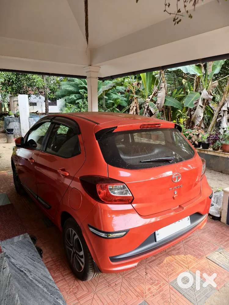 Single Owner Tata Tiago Xz 2020 Showroom Maintained New Clutch & Tyres