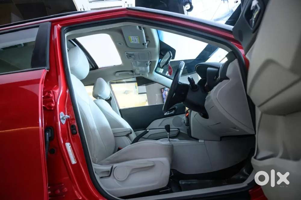 Mahindra Xuv300 W8 Amt Optional Diesel, 2020, Diesel