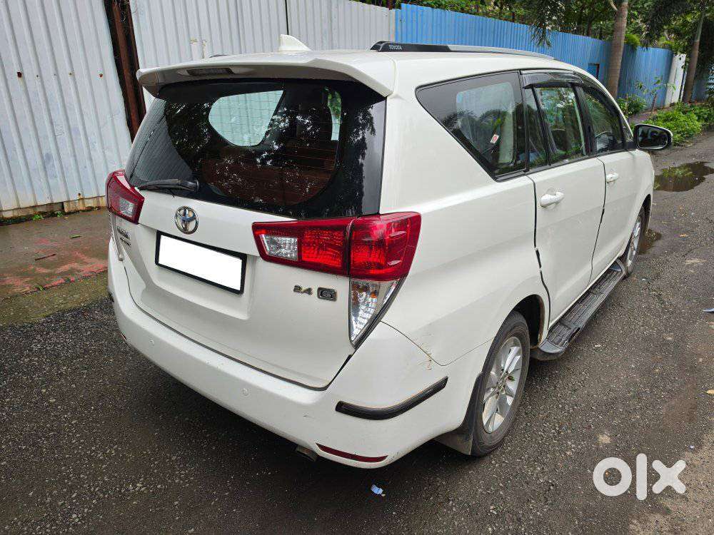 Toyota Innova Crysta 2.4 G Mt 8s, 2017, Diesel