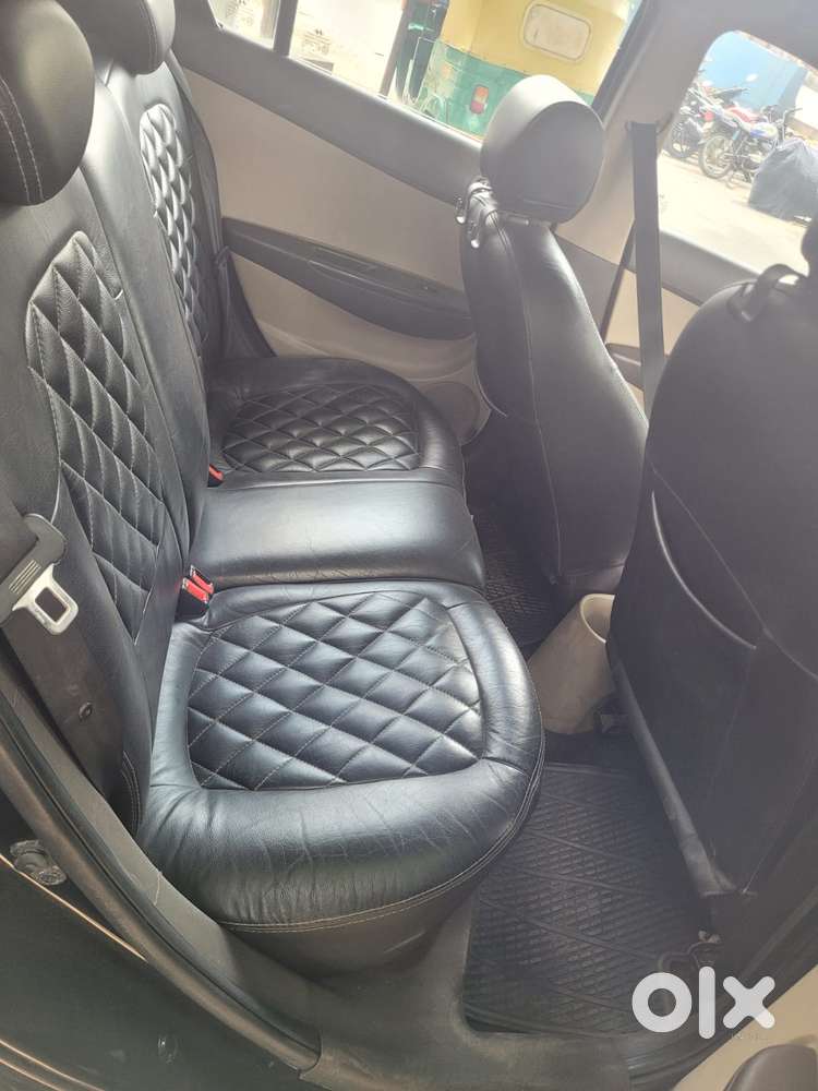 Hyundai I20 Asta 1.4 Crdi With Avn 6 Speed, 2011, Diesel