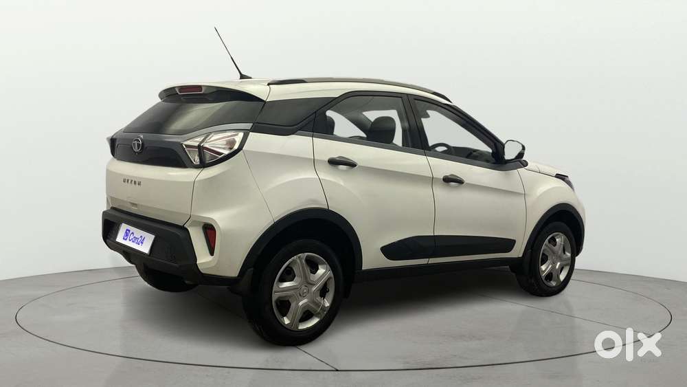 Tata Nexon 1.5 Revotorq Xm, 2020, Diesel
