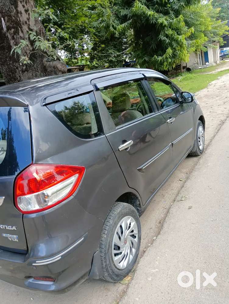 Maruti Suzuki Ertiga Anniversary 2016