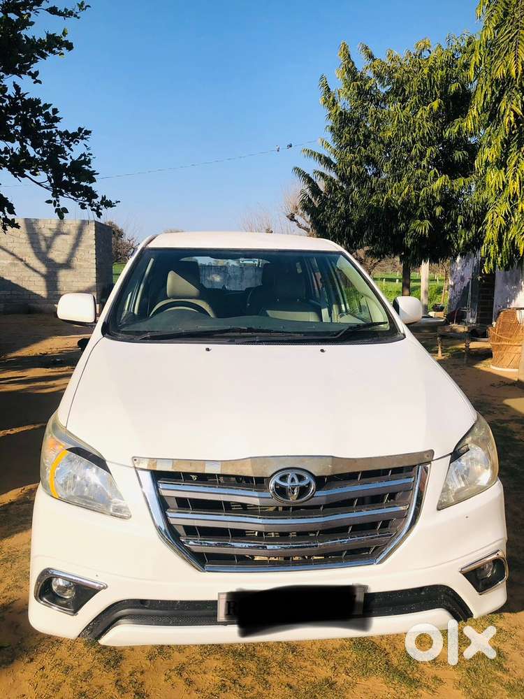 Toyota Innova 2012 Diesel Well Maintained