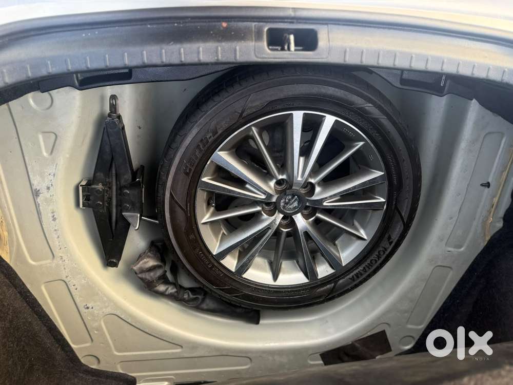 Toyota Corolla Altis, 2017, Petrol