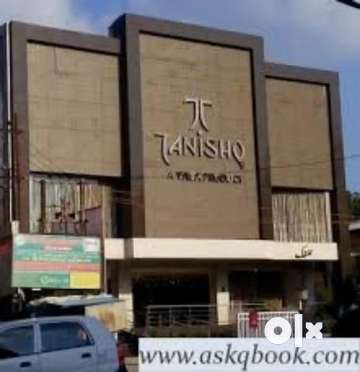 Tanishq hazratganj hot sale