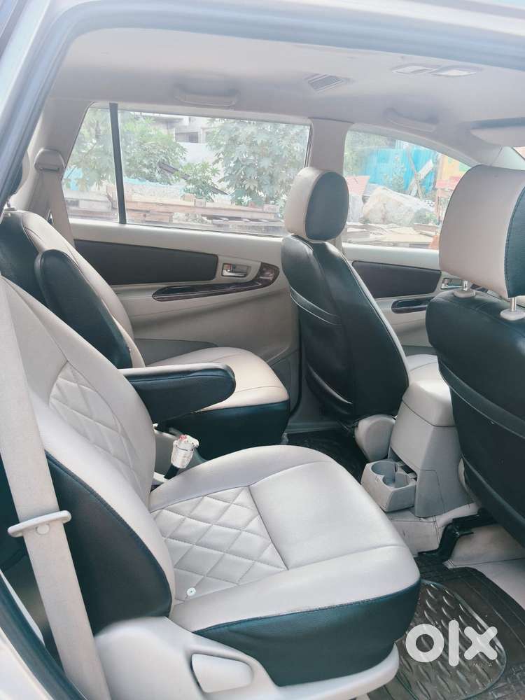 Toyota Innova 2.5 V 7 Str, 2012, Diesel