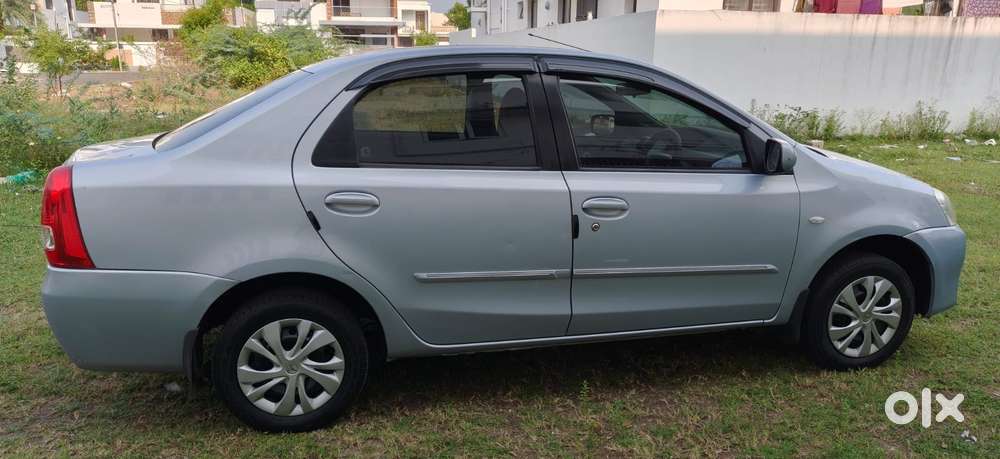 Toyota Etios 2010-2012 G, 2011, Petrol
