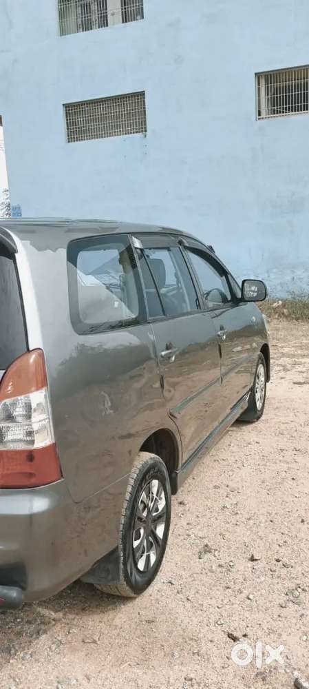 Toyota Innova 2.5 G 2013