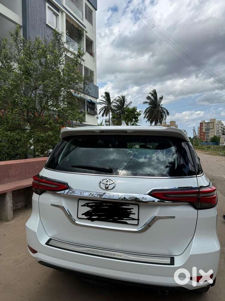 Toyota Fortuner 2023 Diesel Well Maintained