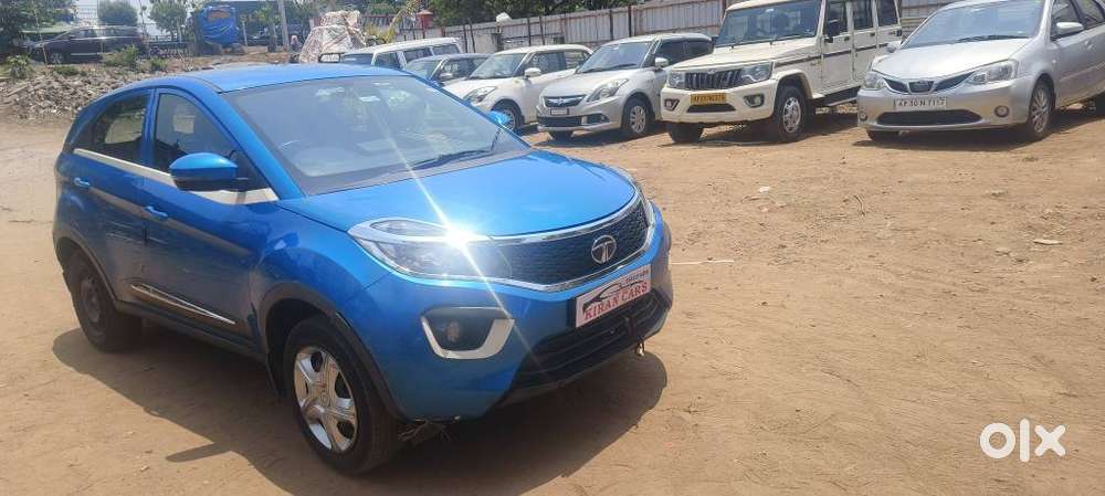 Tata Nexon 1.5 Revotorq Xm (s), 2018, Petrol