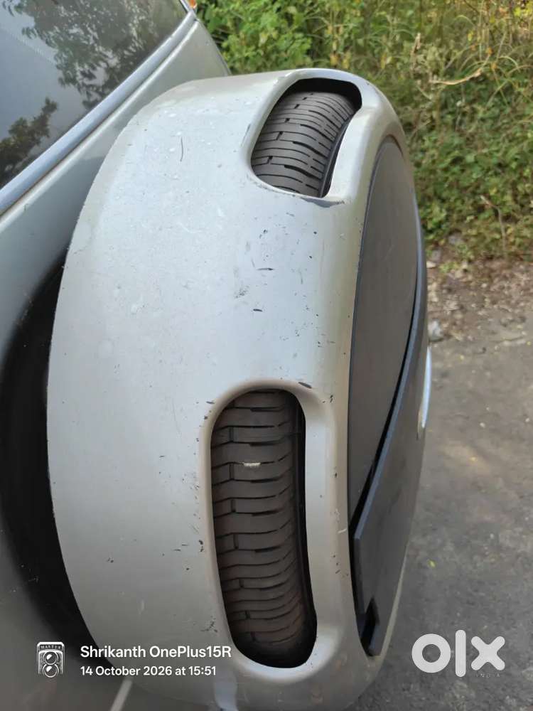 Mahindra Quanto 1.5 C6 2012