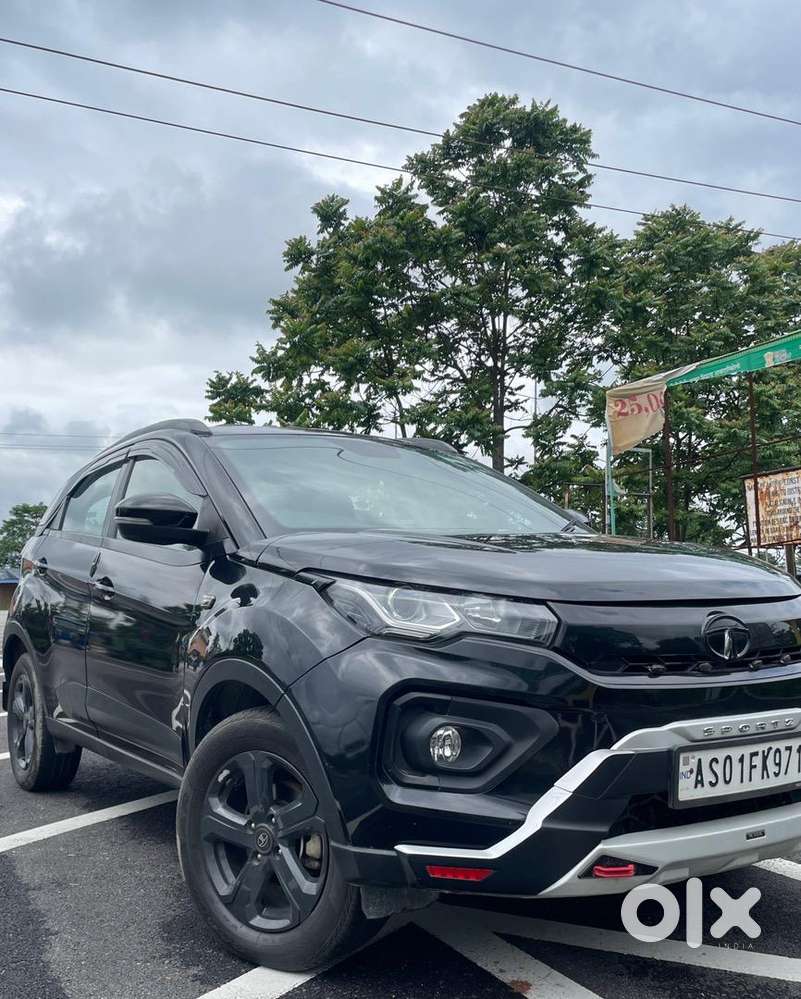 Top-end Tata Nexon Xz+(s) Dark Edition In Pristine Condition
