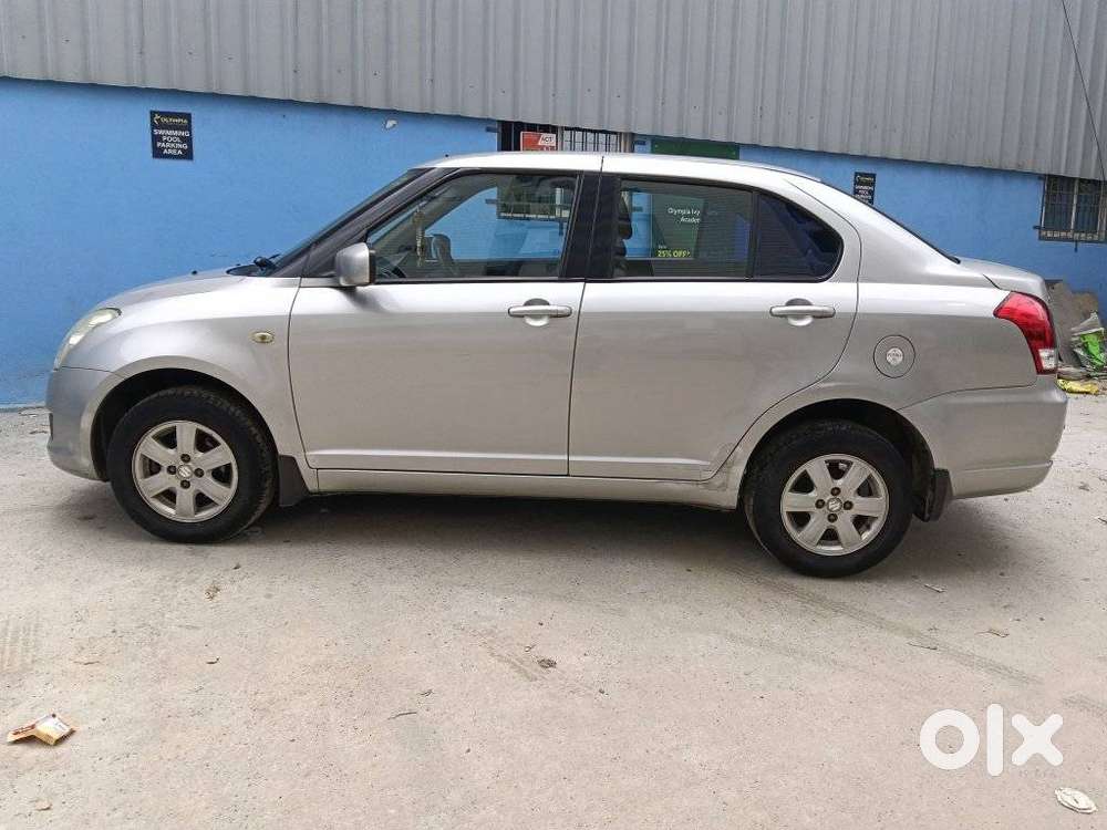 Maruti Suzuki Swift Dzire Zxi, 2011, Petrol