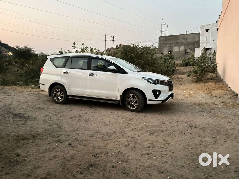 Toyota Innova Crysta 2022
