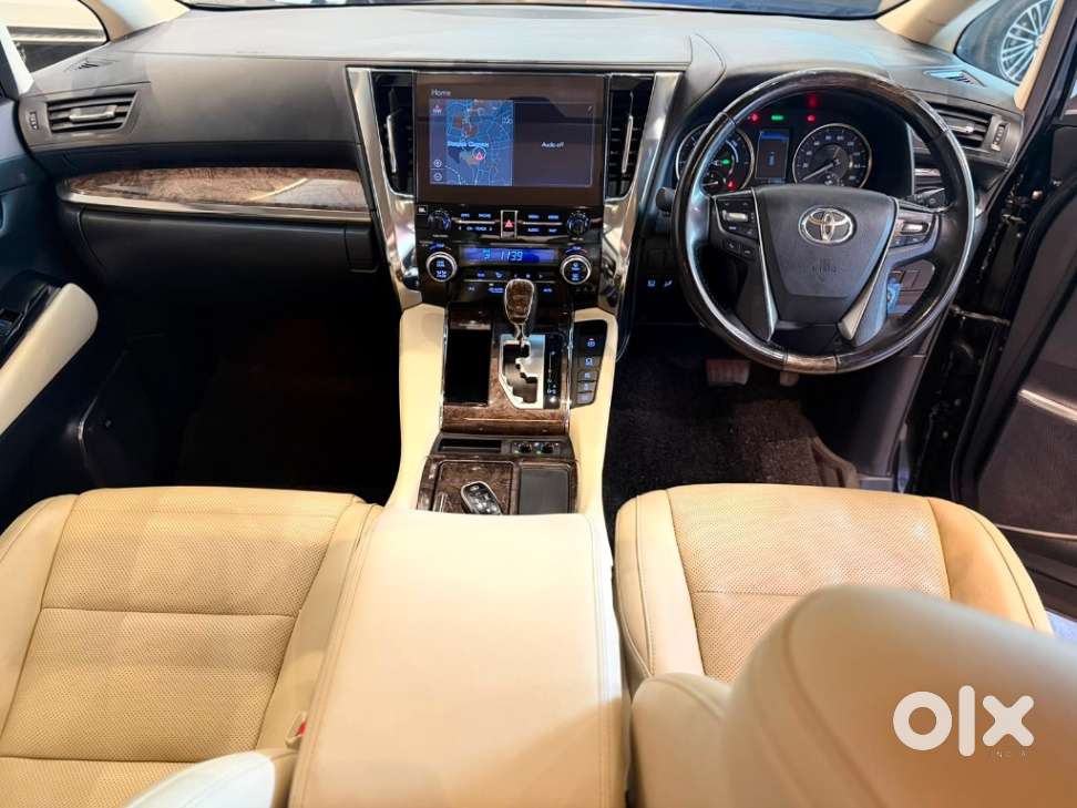 Toyota Vellfire Vip &ndash; Executive Lounge, 2022