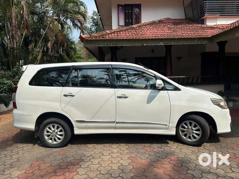 Innova Original Kerala 2014 V