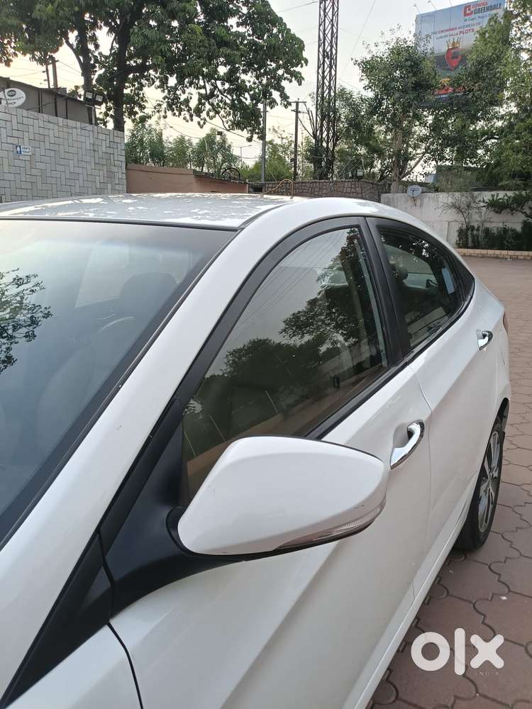 Hyundai Verna 1.6 Sx (o) Crdi At, 2014, Diesel
