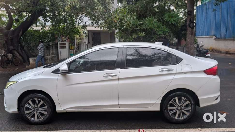 Honda City V Mt Exclusive, 2022, Petrol