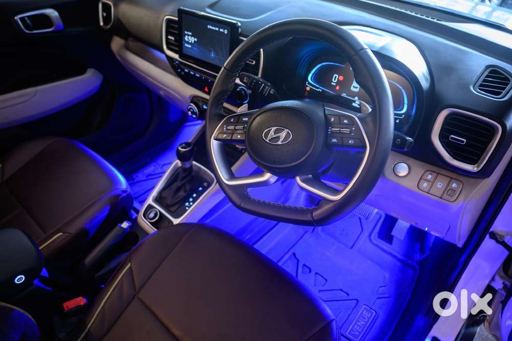 Hyundai Venue 1.0 Sx (o) Turbo Dct, 2025, Petrol