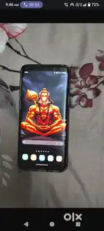S9 curved display