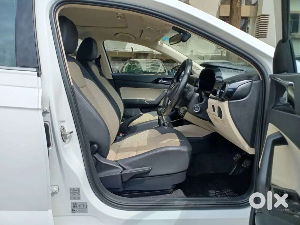 Skoda Slavia Style 1.5l Tsi Mt, 2022, Petrol