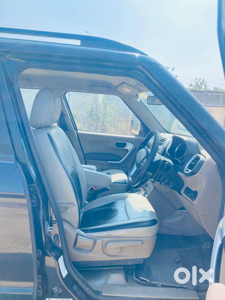 Mahindra Tuv 300 T8 Amt, 2017, Diesel