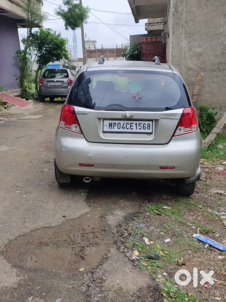 Gadi Ma Koi Kaam Nhi Ha Faltu Ma Rakha Rehta Ha
