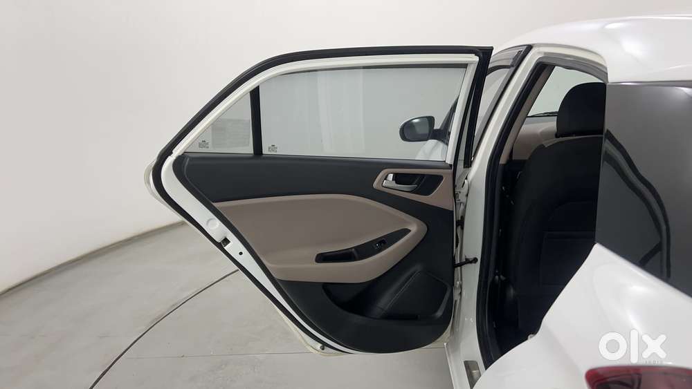 Hyundai Elite I20 Asta (o) 1.2 Mt, 2020, Petrol