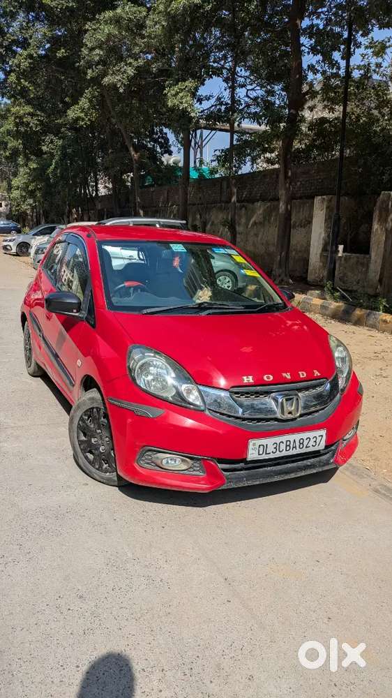 Honda Brio 2013 Petrol  Amazing Condition