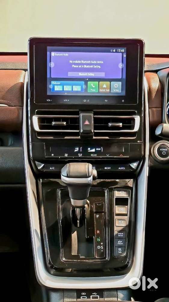 Toyota Innova Hycross 2.0 Vx Hybrid 7 Str, 2023, Cng & Hybrids
