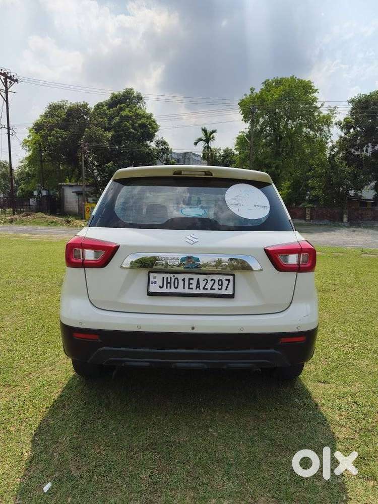 Maruti Suzuki Brezza 1.5 Vxi At Smart Hybrid, 2020, Petrol