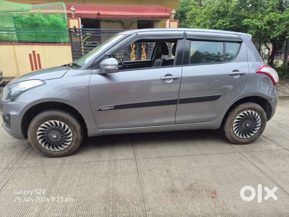 Maruti Suzuki Swift Vxi, 2016, Petrol