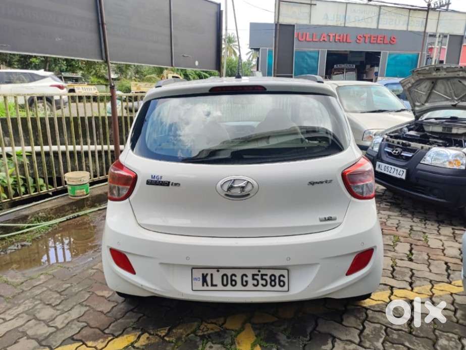 Hyundai Grand I10 Sportz, 2014, Petrol