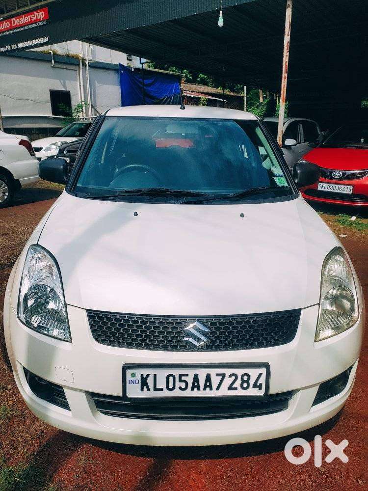 Maruti Suzuki Swift Vxi + Manual, 2010, Petrol